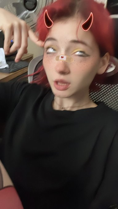 Cuando en stream me ponen "y0 tE cOnOzcO" https://t.co/DdPJwKgUVI