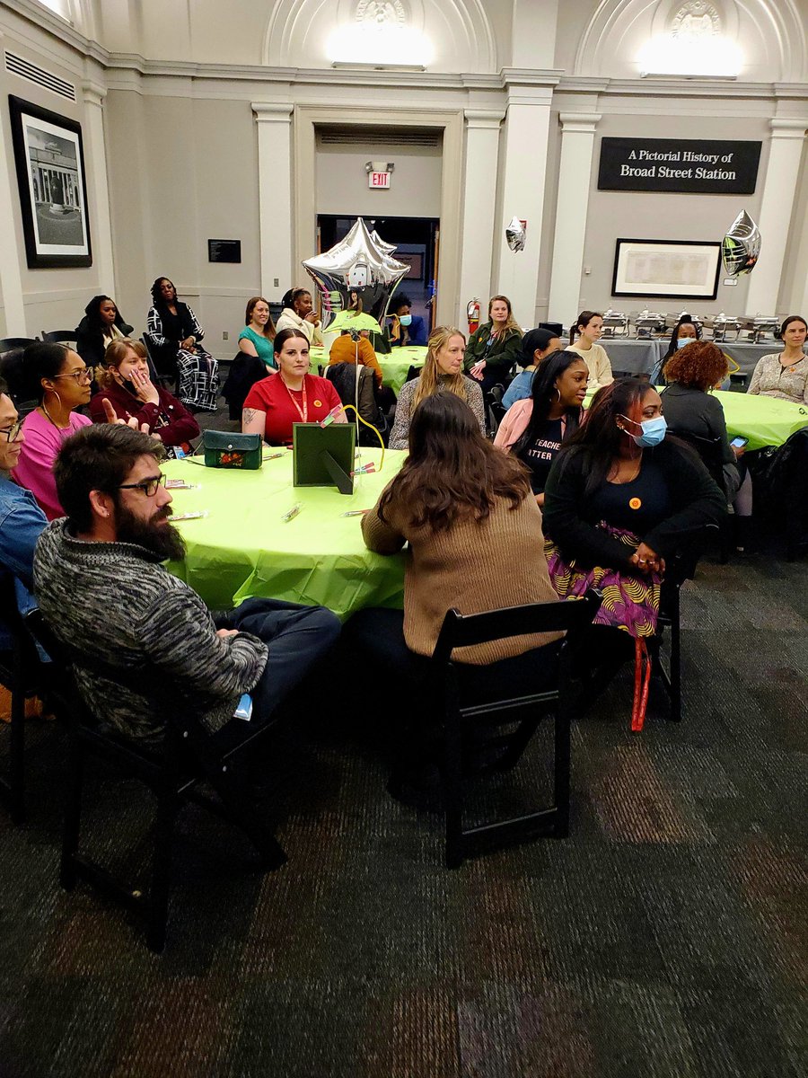 Pinkgiraffe1015's tweet photo. A great opportunity last night, for our new teachers and their mentors to "recharge" outside of their schools, at the Science Museum of Virginia, co-sponsored by our partner in education, Edconnective. Thank you for the 💥!
@RPS_Schools @edconnective https://t.co/tmfcAi2QxX