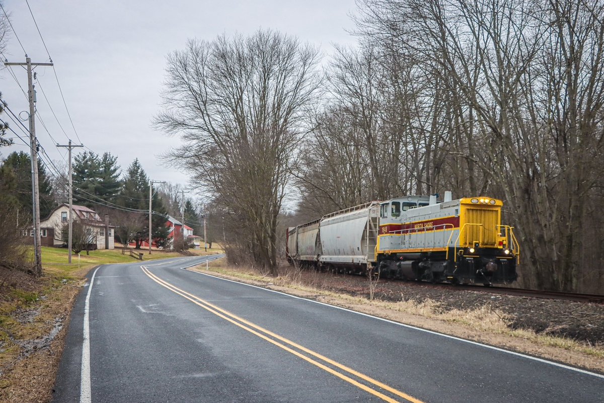 North_Shore_RR's tweet photo. We have some more Ethan Brodie photos for this #FantasticPhotoFriday! Again, we couldn't pick just one... So, here are three more – this time caught on #SVRR. Have a safe weekend, everyone! 📸📸📸 https://t.co/cFGNIX4wc7