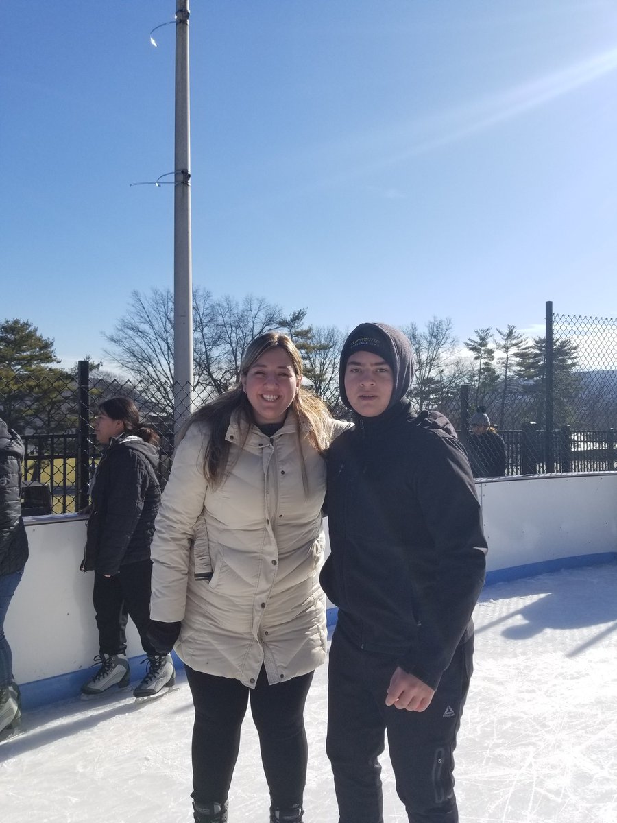 AVID goes ice skating at Bear Mountain. It was an amazing trip! Our students had a memorable experience! @AVID4College @OHSPrincipal3 @OssiningSchools