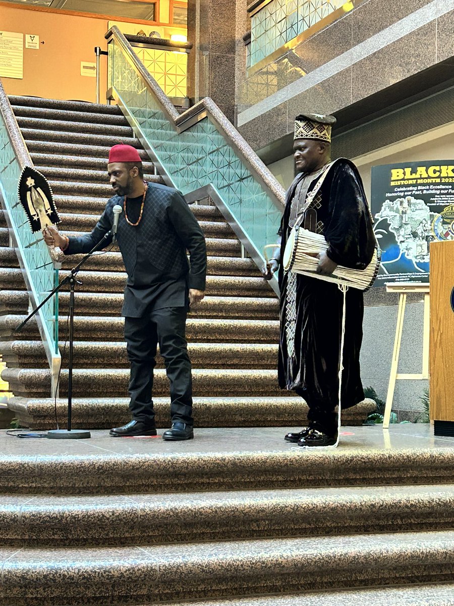 tpsJohnson's tweet photo. Opening of Black History Month @TorontoPolice HQ. Inspirational messages and wisdom shared challenging us to be ‘intentional agents of equitable change’ #BlackHistoryMonth  @TPS_BCC https://t.co/X9DBMT9fhW