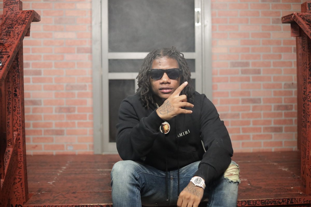 DGB_Media_'s tweet photo. Off The Porch Interview: @NEEK_BUCKS sits down with Dirty Glove Bastard for an exclusive interview!

https://t.co/UiwqPt7QZI https://t.co/KuHn8iCJI6