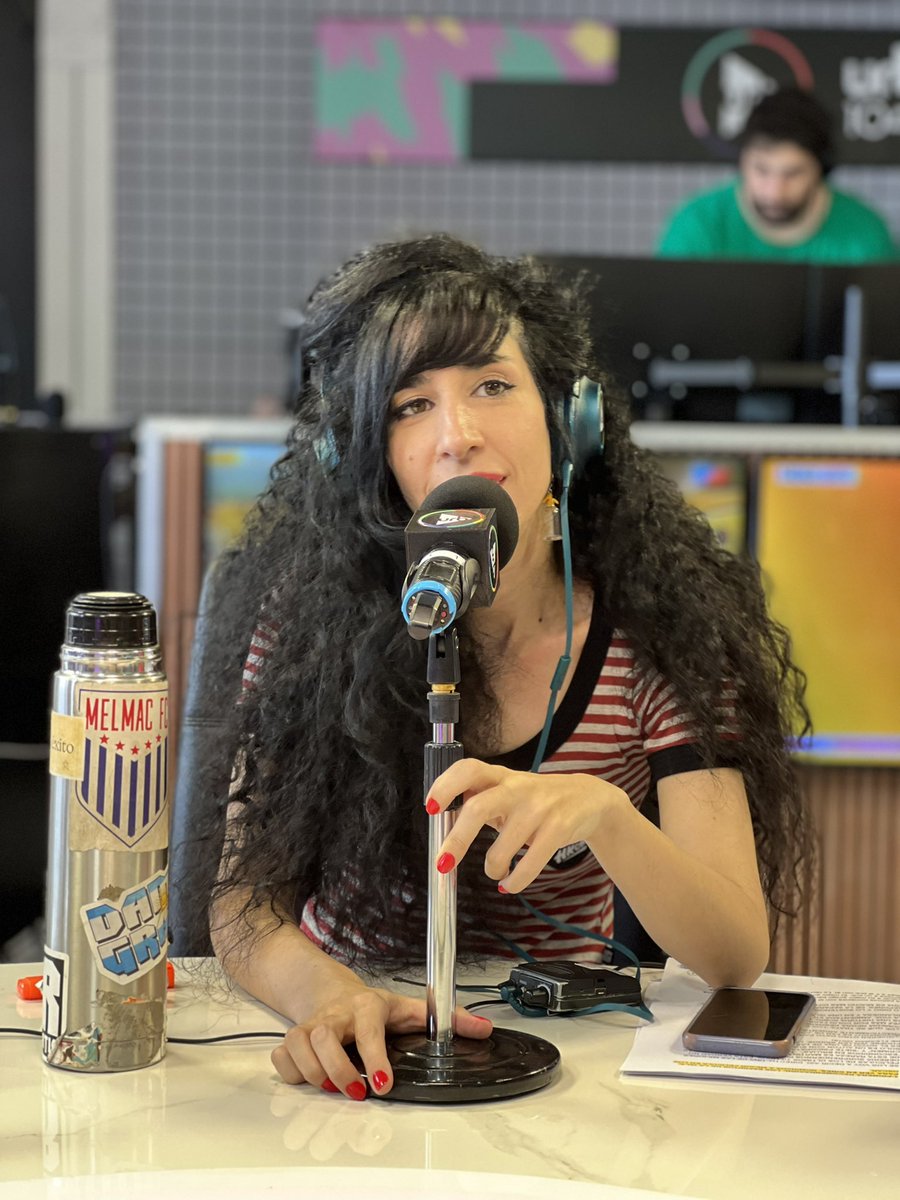 Los rulos más lindos del mundo 🥹 <a href="/Maia_Debowicz/">Maia Debowicz 🐇</a> con las recomendaciones para este finde:

🍿 Los espíritus de la isla (Cine)
🍿 Amenaza explosiva (Prime Video)
🍿 #RetroMaia: Corazón de trueno (HBO Max)

🔗 urbanaplayfm.com 
👨🏻‍💻 urbanaplayfm.com/vivo