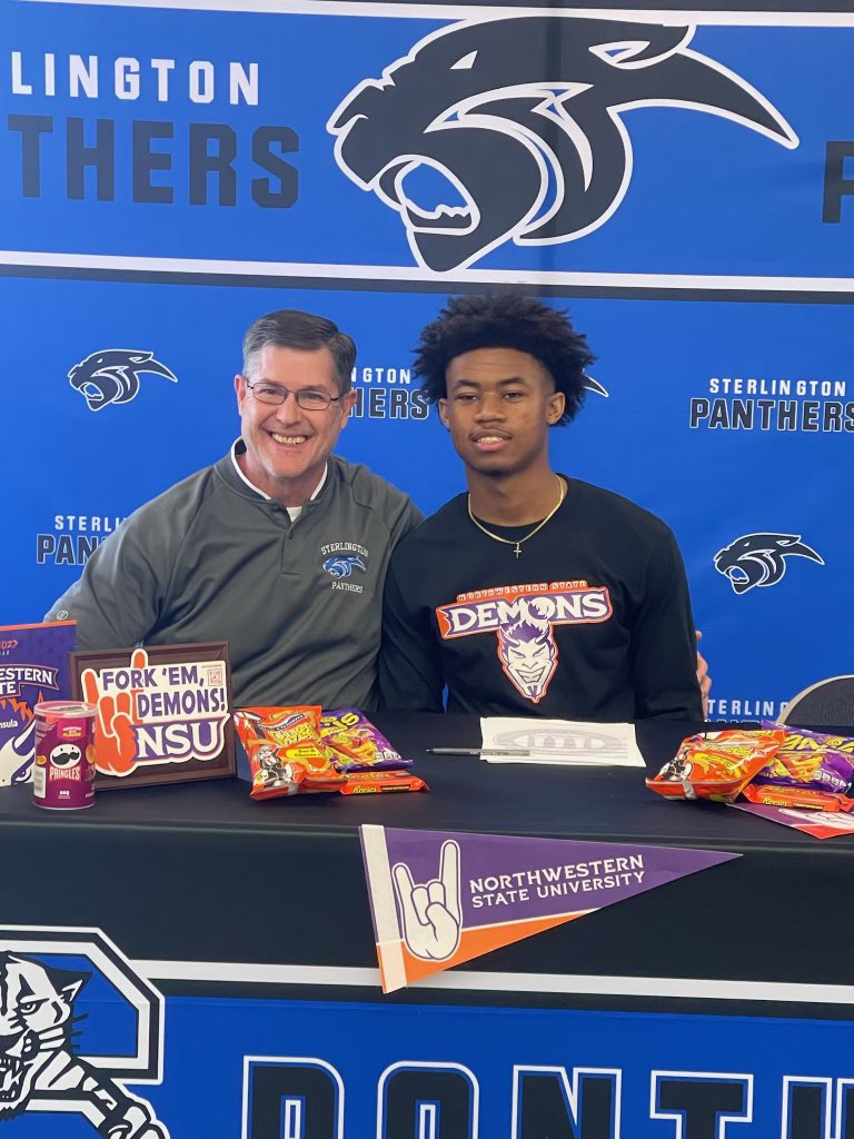 Very proud of JB 🔵💪🏈🏀🐾⚫️ JaMarion (Jay) Bonner will continue to be a wonderful student-athlete for the Northwestern State University Football team Exciting things ahead for @jamarionb13