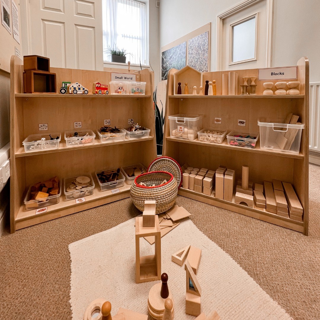 EarlyExcellence's tweet image. Transform EYFS &amp;amp; KS1 classrooms into dynamic &amp;amp; engaging learning spaces.

Expert curriculum consultant advice &amp;amp; a focus on inspiring creativity &amp;amp; growth. 

Get in touch &amp;amp; take the first step: earlyexcellence.com/get-equipped/ 

#EYFS #KS1 #ClassroomDesign #LearningEnvironment #Education