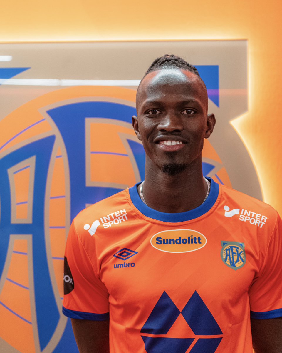AalesundsFK's tweet photo. Amidou Diop er klar for AaFK! 👊 https://t.co/ItwM1frKUB