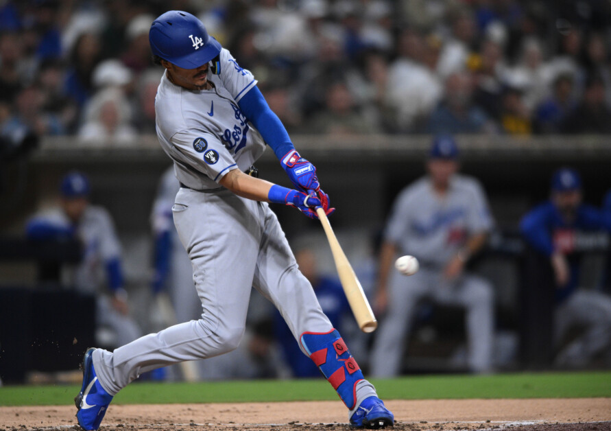 Dodger Blue on X: Miguel Vargas joined J.D. Martinez for an offseason  hitting session.   / X