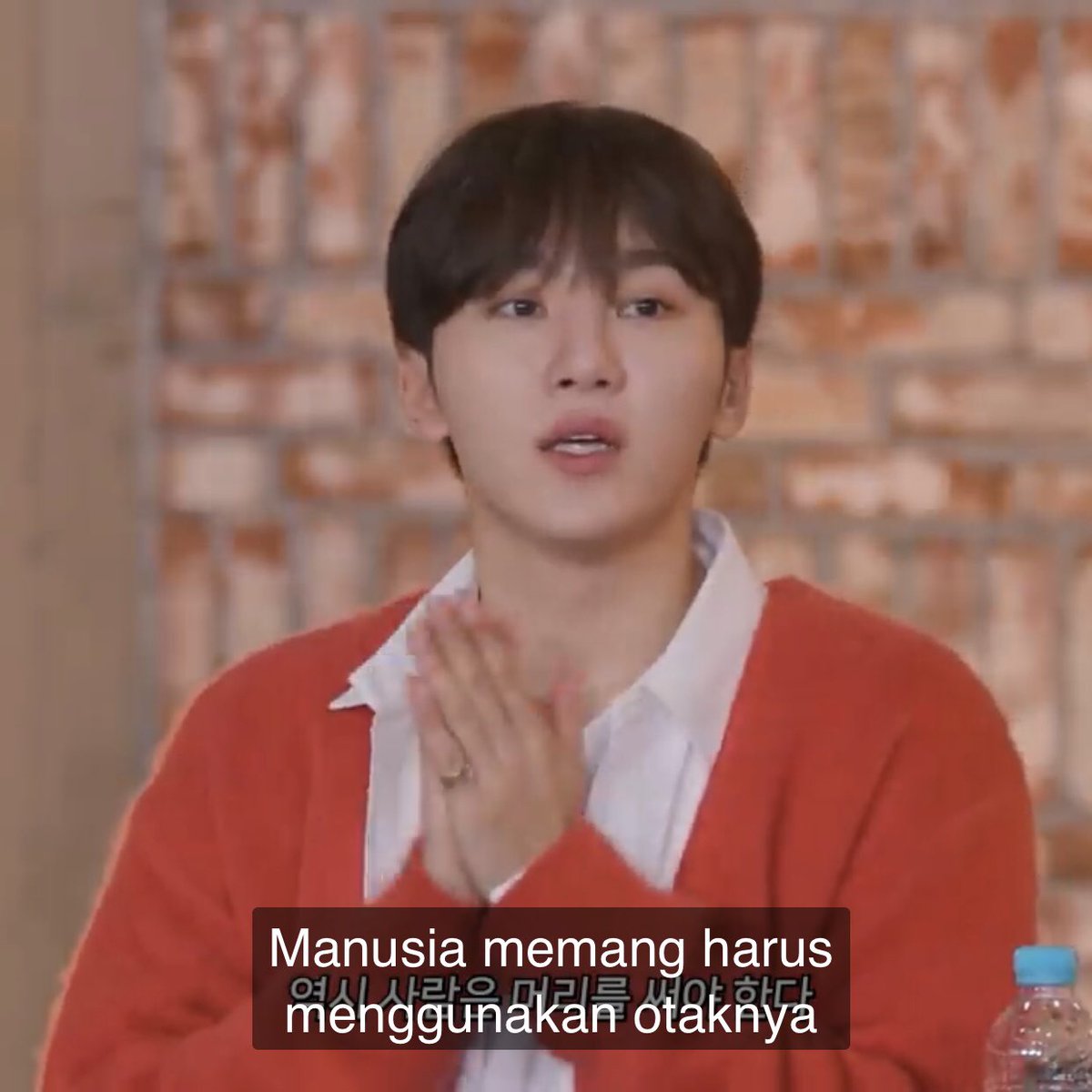 sarusa_inc's tweet photo. @caratstalk Hah gimana ceritanya 😭 https://t.co/CmR8ep7xLz