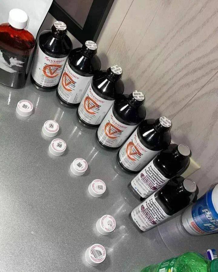 NarCotics_squar's tweet photo. #BenidormFest2023 #KnockAtTheCabin #PEITOSAWARDS #penaldo #zola #ozil #greve7fevrier #mané #Toulouse #affaireconclue  #ClementineAutain #pacoraban #bordeaux #NouvelleAquitaine #Quebec #Auckland #paris16 #franceculture #franceverte #Bruxelles #gironde #AlNassr https://t.co/oqlDVNVjR3