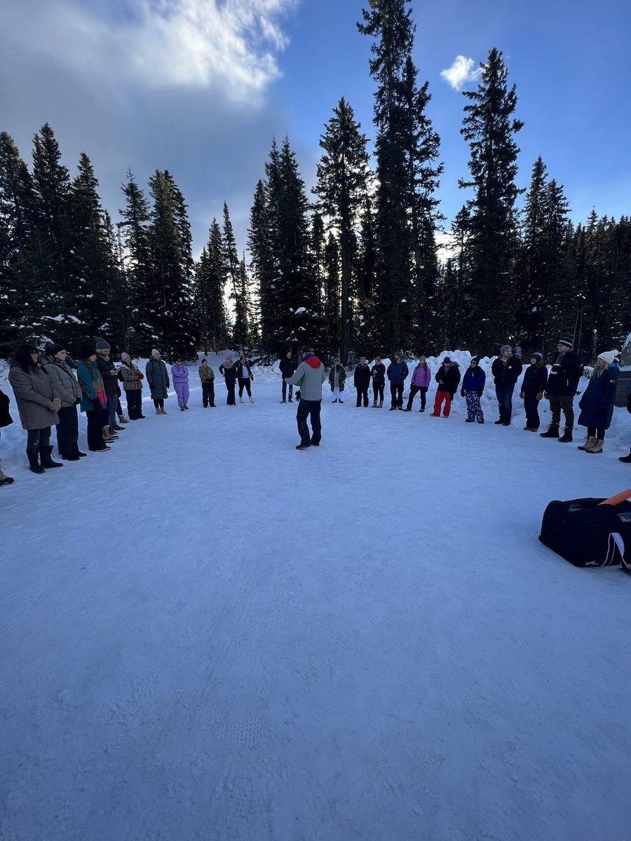 jadechausse's tweet image. Learned so many activities that can be used outside at the #snowgood session. My fave? Buggy Up! Thanks Rusty!