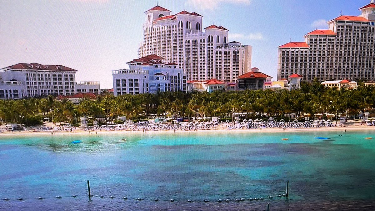 Yuestud's tweet image. 🔞🇧🇸 FINALE DU #PSPC2023 by @PokerStarsFR !!!
Ils ne sont plus que 6, déjà millionaires !

Rdv maintenant avec @Bennyestud sur 
Twitch : bit.ly/TwitchFRPS
YT : bit.ly/YouTubePSFR
FB : bit.ly/FacebookPSFR

#dinguerie