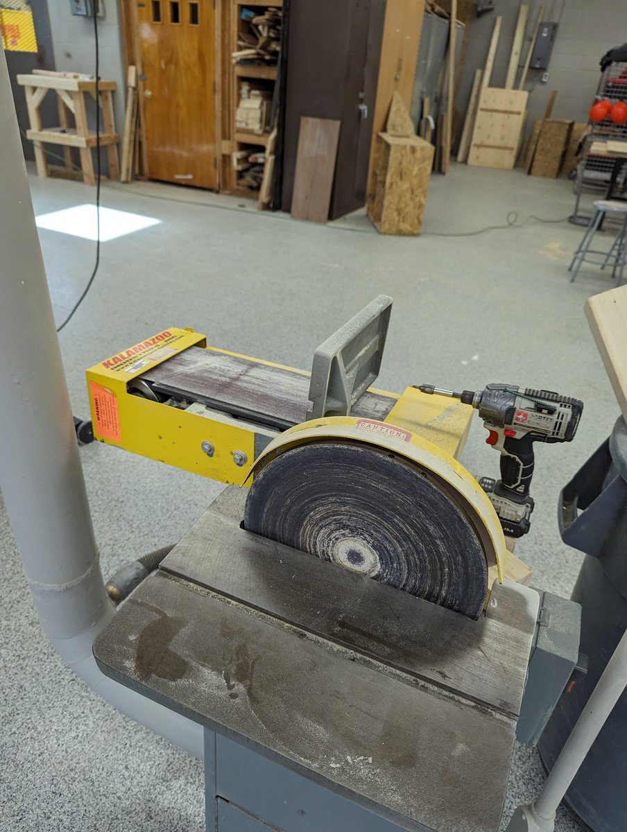EHOVEct's tweet photo. Here's some interesting tools we use in construction #EHOVEvips https://t.co/gBYIL94KYH