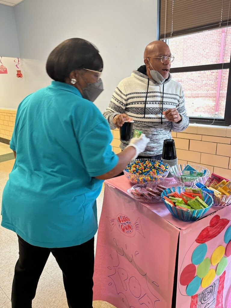 MontroseMustang's tweet photo. We are blown away by our staff so why not show them by celebrating National Bubble Gum Day?#MustangsLevelUp https://t.co/lfAxWKTs4S