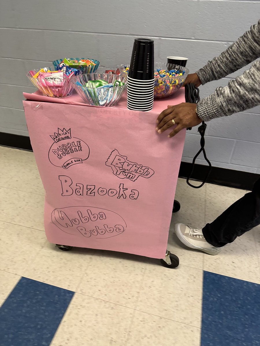 MontroseMustang's tweet photo. We are blown away by our staff so why not show them by celebrating National Bubble Gum Day?#MustangsLevelUp https://t.co/lfAxWKTs4S