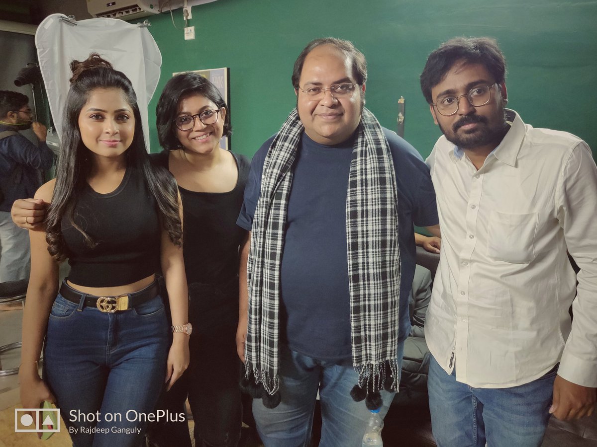 The team🎥🎬📽️🎞️

<a href="/Paayel_12353/">Paayel Sarkar</a> 
<a href="/somrajmaity/">Somraj</a>
Sayan Basu 
<a href="/sayanic28531353/">sayani chakraborty</a>
Moutusi Yashila