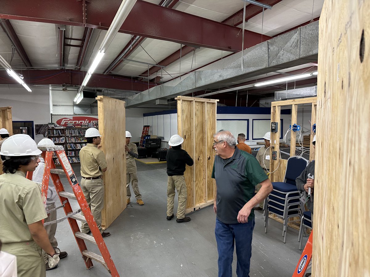 Amanda Acosta tweet media