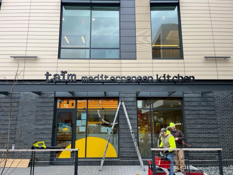 CreatEdgeSigns's tweet photo. The CESG crew placed a new set of face-lit #channelletters for Taim Mediterranean at College Park. Made with day/night vinyl, these letters will appear black during daytime hours, and glow a bright white by nightfall. https://t.co/ugJ43JCHbO... #maryland #collegepark https://t.co/xyRJDxtQHR