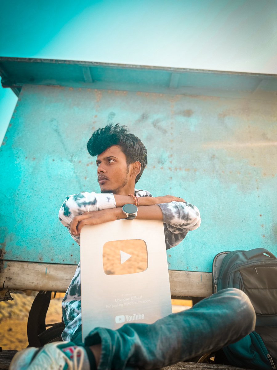 AjayGuptaOffic1's tweet photo. Push yourself, because no one else is going to do it for you… ✨✌️
.
.
.
#youtube #youtuber #youtubeawards #silver #silverplaybutton #youtubesilverplaybutton #youtubecreatorawards #youtubecreator #youtubecreators #motivation #motivationalquotes #inspiration #ajayguptaofficial https://t.co/QNDUxoF6F2