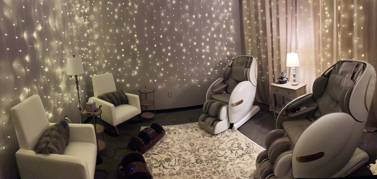 The new Wellness Room for teachers &amp; staff at <a href="/DunwoodySprings/">DunwoodySpringsElem</a> is so wonderful! 🤗  #MentalHealthMatters #TeachersAreTired