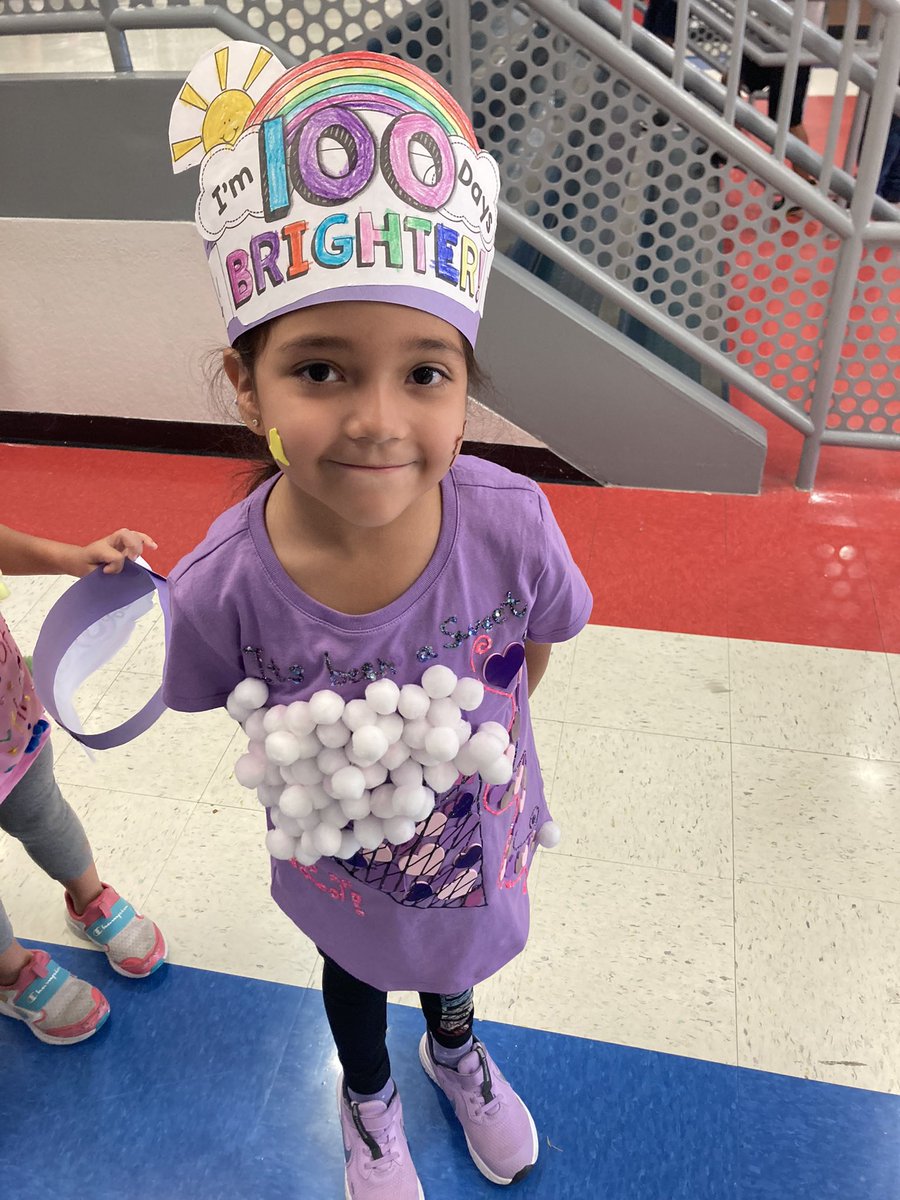Mrs_Lefever's tweet photo. We are 100 days smarter on our 100th day of school! 📚✏️ https://t.co/DqjZZ7rK32