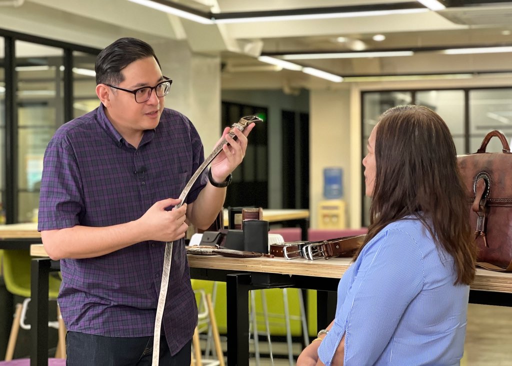 bamaquino's tweet photo. Php10,000 NA DAGDAG-PUHUNAN EVERY WEEK!

Panoorin ang second episode ng pinakabagong online show ng @letsgonegosyo - ang Quick Panalo with Bam Aquino! Watch here: https://t.co/WvHD8K7PRD

#QuickPanaloWithBam
#GoNegosyo https://t.co/m0EjpbZV0R