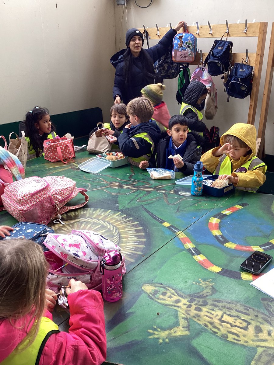 glenfromep's tweet photo. #Ashclass had a great time on our trip to #wildplace https://t.co/PPBHTnS7Ya