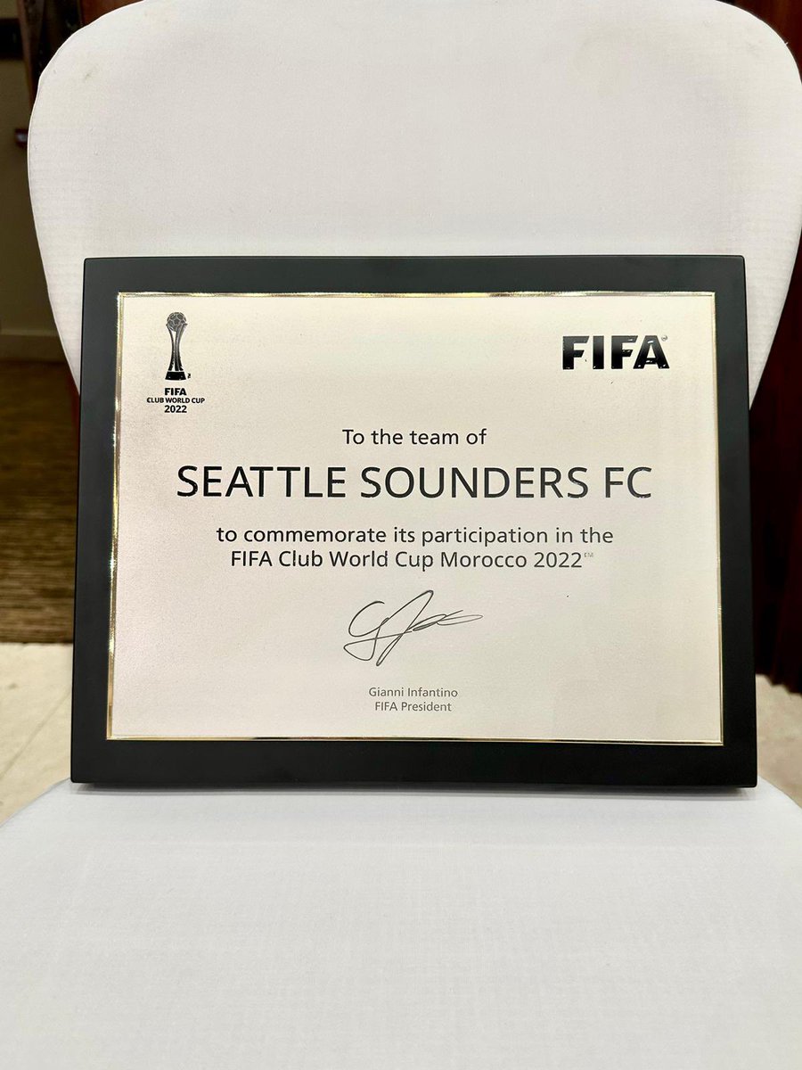 Nicolas Lodeiro (@nicolaslodeiro) on Twitter photo Es un orgullo recibir la plaqueta de conmemoración por participar en el Mundial de clubes <a href="/fifa/">fifa</a> con <a href="/sounders/">Seattle Sounders FC</a> . Gracias Marruecos por la bienvenida.
We are proud to receive the commemorative plaque for participating in the <a href="/fifa/">fifa</a> Club World Cup with <a href="/sounders/">Seattle Sounders FC</a> . Thank you Morocco Es un orgullo recibir la plaqueta de conmemoración por participar en el Mundial de clubes <a href="/fifa/">fifa</a> con <a href="/sounders/">Seattle Sounders FC</a> . Gracias Marruecos por la bienvenida.
We are proud to receive the commemorative plaque for participating in the <a href="/fifa/">fifa</a> Club World Cup with <a href="/sounders/">Seattle Sounders FC</a> . Thank you Morocco