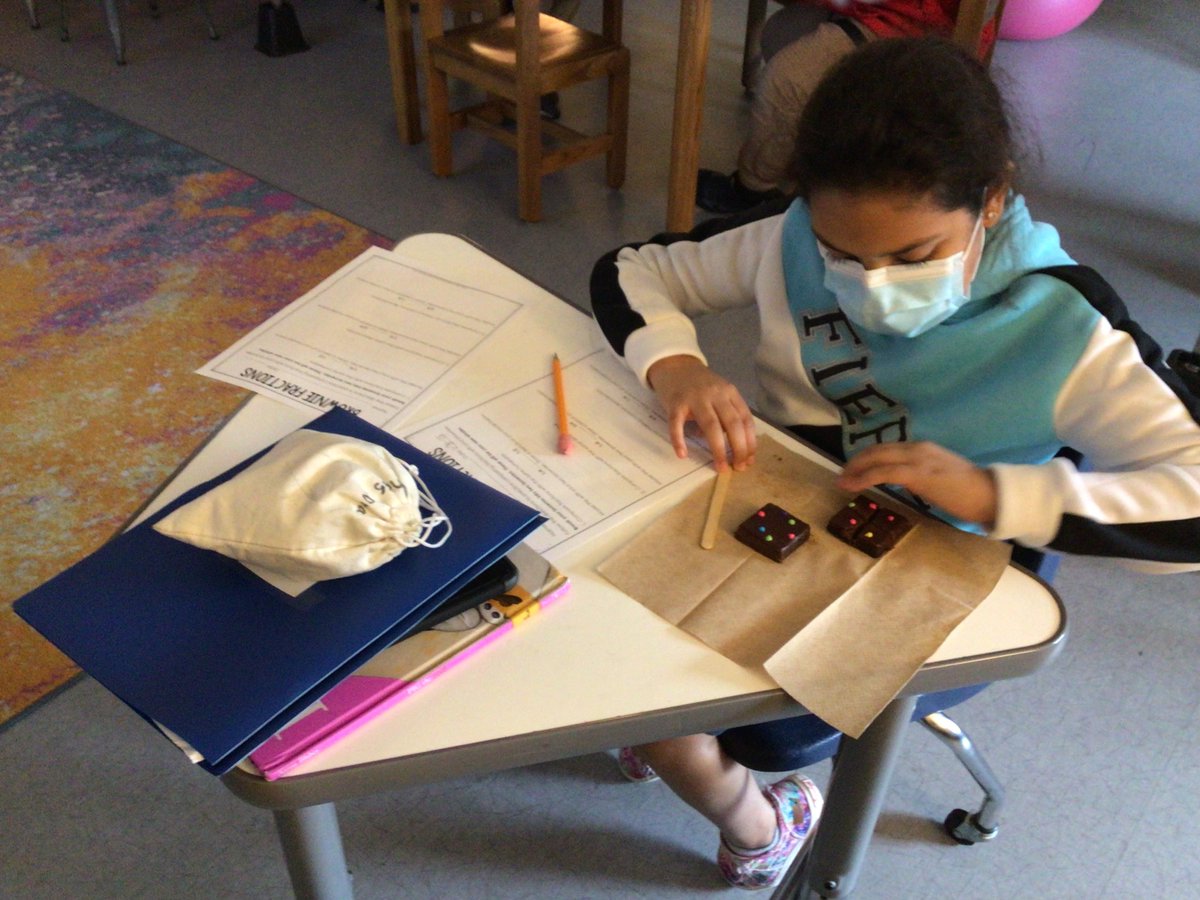 Shawndra Riles tweet media