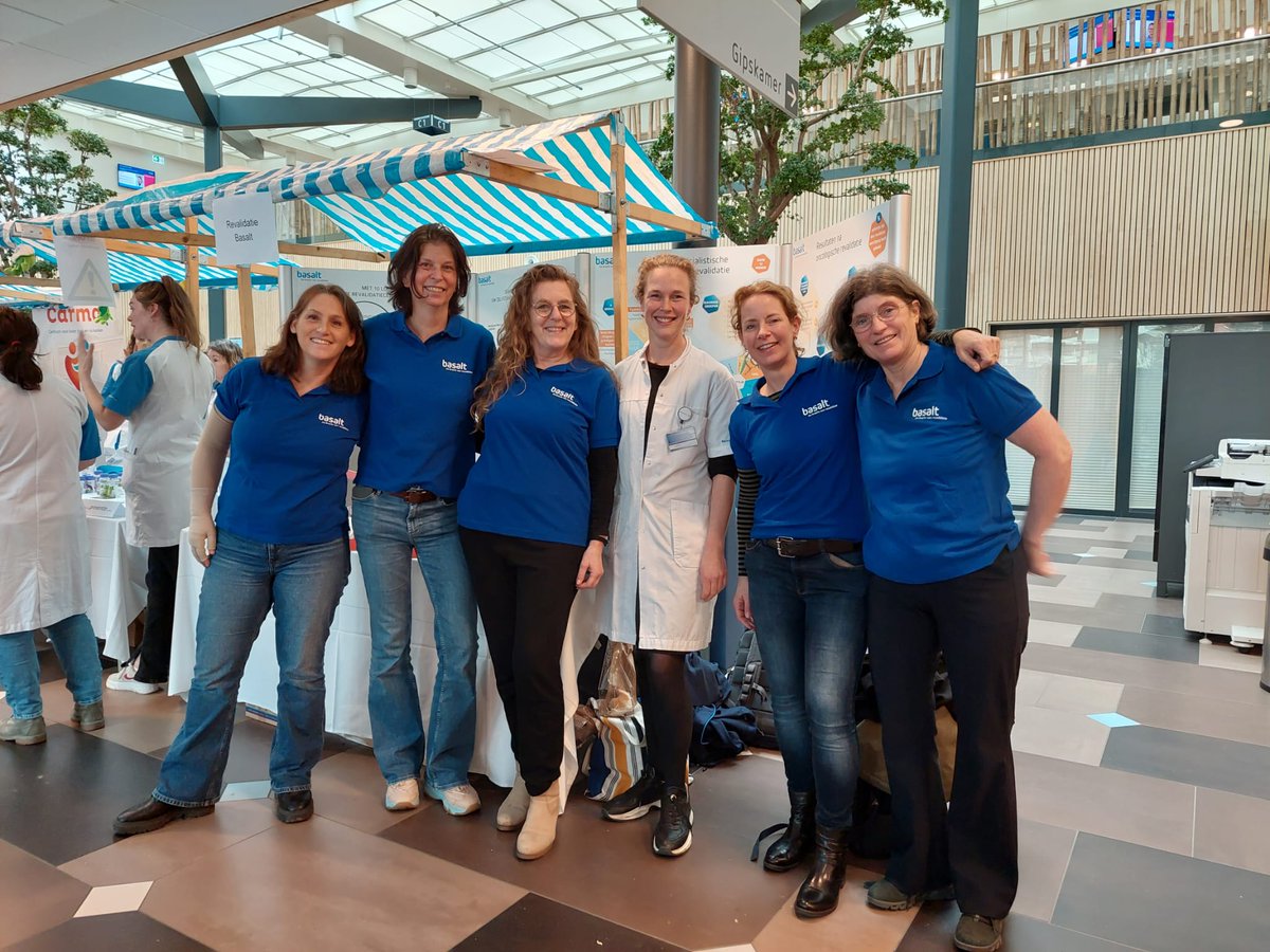 Vandaag was het Team Oncologische Revalidatie van Basalt Delft vertegenwoordigd op de Wereld Kanker Dag in het Reinier de Graaf Gasthuis. Het team vertelde aan geïnteresseerde patiënten en collega zorgprofessionals over onze revalidatiebehandeling.
basaltrevalidatie.nl/.../oncologisc…