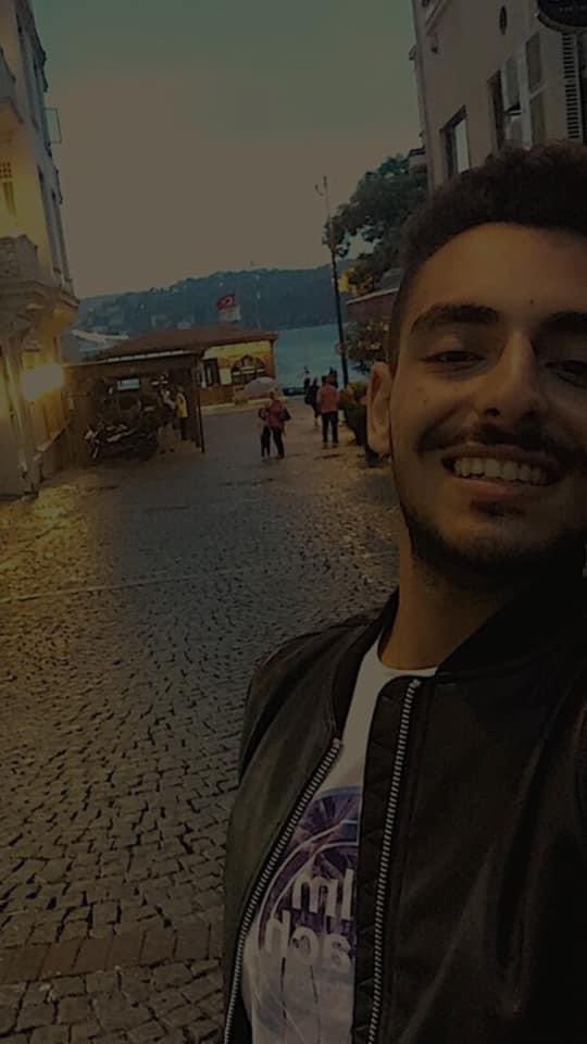 Yazan769's tweet photo. ٢/٢/٢٠٢٠
الذكرى السنوية الثالثة لوفاة صديقنا يزن حميدان.. 
اللهمّ اكتبه عندك من الصالحين و الصديقين و الشهداء و الأخيار و الأبرار.
اللهمّ اغفرله وارحمه ، واعف عنه وعافه،وأكرم نزله، ووسع مدخله
الله يرحمك ويصبر اهلك يارب..🙏🏻 https://t.co/NGi614R4UE