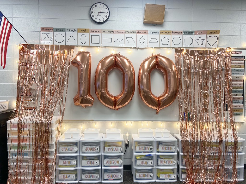 Happy 100th day from Mrs. Blount’s first grade class! #wcsflight