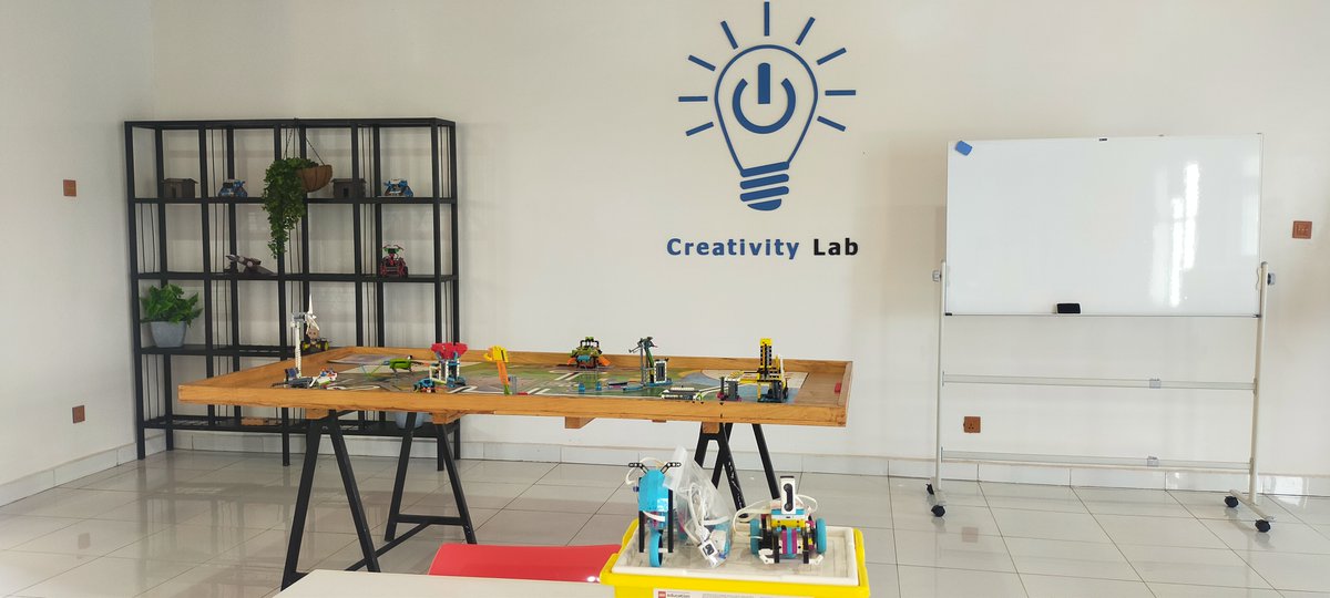 Where do we even begin? 🤩

We are always in awe of this #SIIAlumni's work! Consistently supporting teachers to incorporate #STEM activities into learning experiences, one classroom at a time ✊🏽

School is now fun, playful & techie 😅 Thanks to @Creativity_rw!

#SFFRockstars