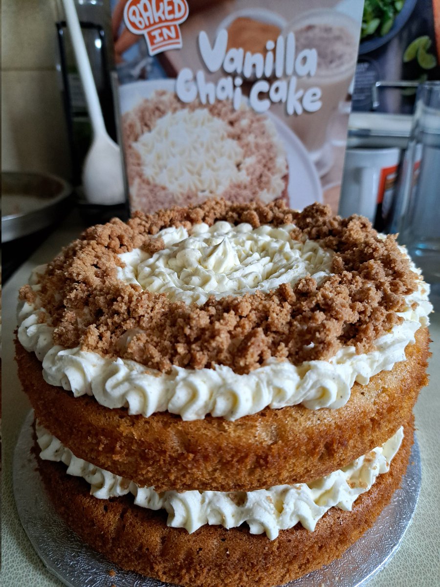 This smelled delicious as it was baking. Good to have some time to be back in the kitchen. 
#homemaking
<a href="/bakedincakes/">Baked In</a>