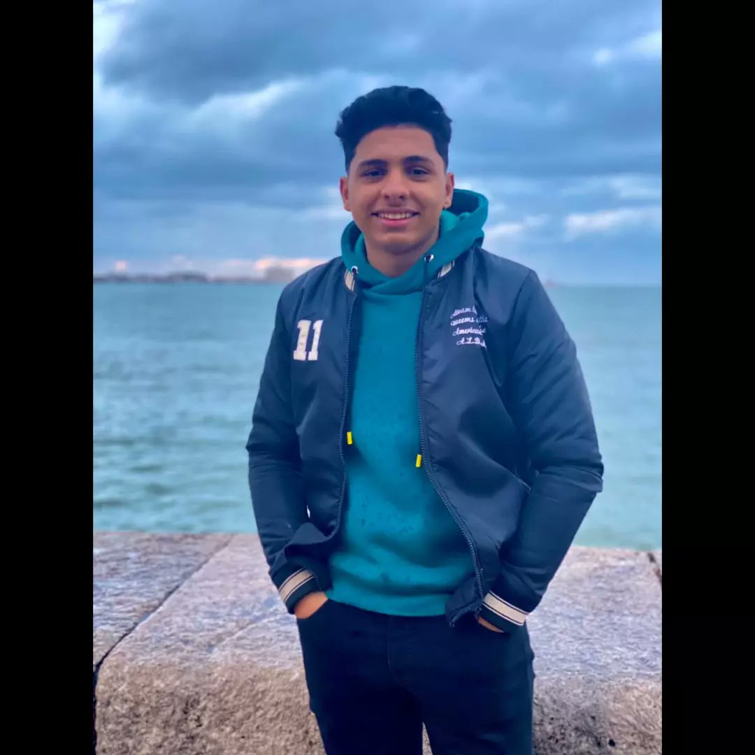 Youssef03978551's tweet photo. ❤️🌨️ https://t.co/MTTAOyusTw