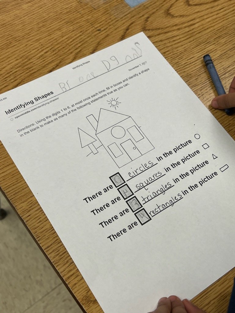 IC_Kirkpatrick's tweet photo. @MrsJTukes Mrs. Lane's kindergarten students are identifying shapes in this @openmiddle task.  The foam shapes allowed the task to be adapted for a VI student.  They had to justify their answers with shape attributes when talking in their groups. #SMP3 #ncssbethebest #ncts https://t.co/Gek6I0hTGv
