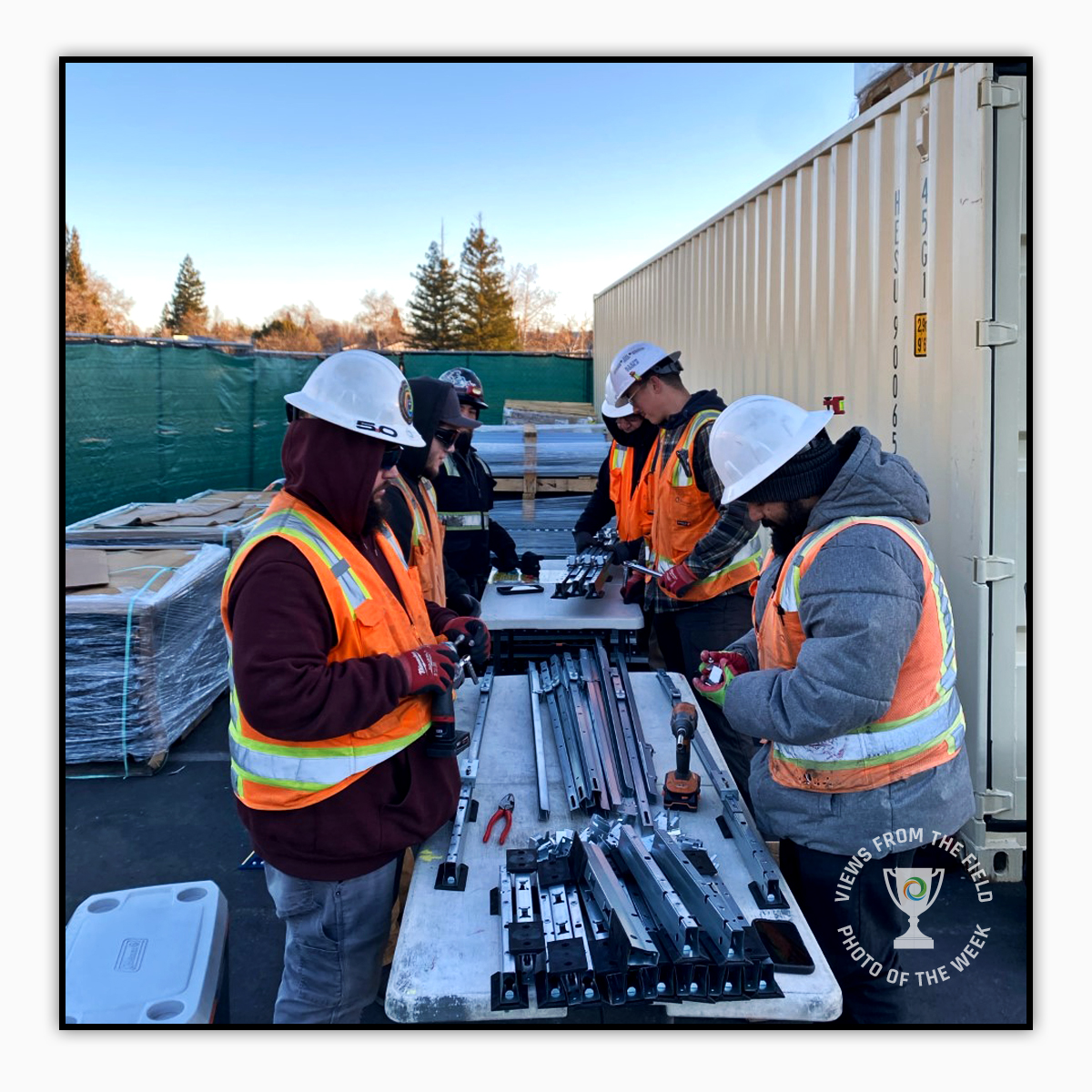 Sustineo_Solar's tweet image. Congratulations to Omar Herrera, sustineo's Views from the Field Photo of the Week winner! Assembling PanelClaw in California. 

#sustineo #KingEnergy #photooftheweek #solar #team #panelclaw