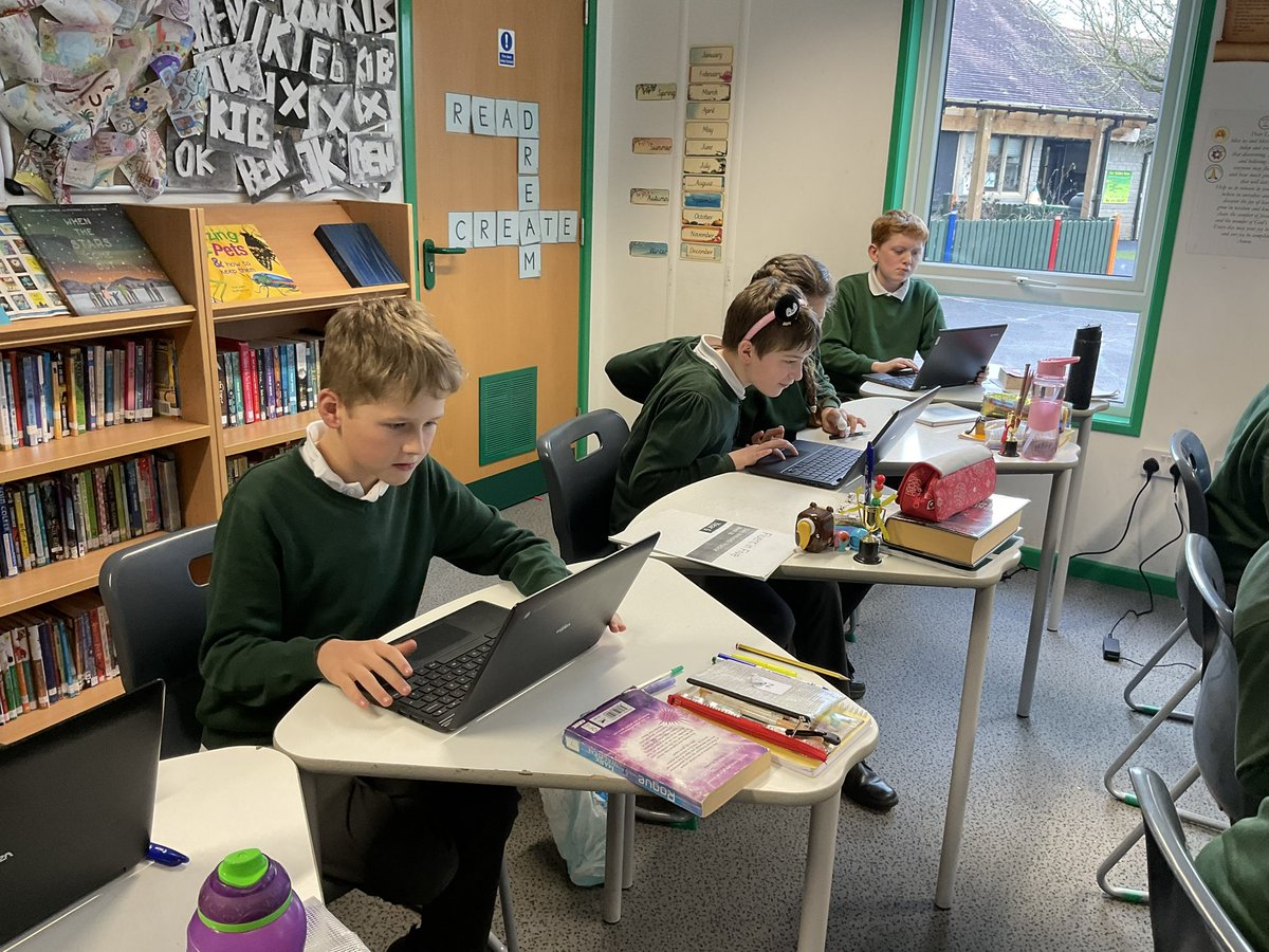 Willowclasshh's tweet photo. Today in our computing lesson we were continuing to learn about spreadsheets. We were discovering which data types can be used in calculations and learnt how to construct formulas. #HighHamComputing https://t.co/ReHG24Majx