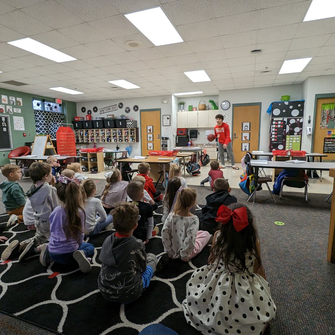 Nixa Public Schools on Twitter: Amanda Walker s kindergarten class at