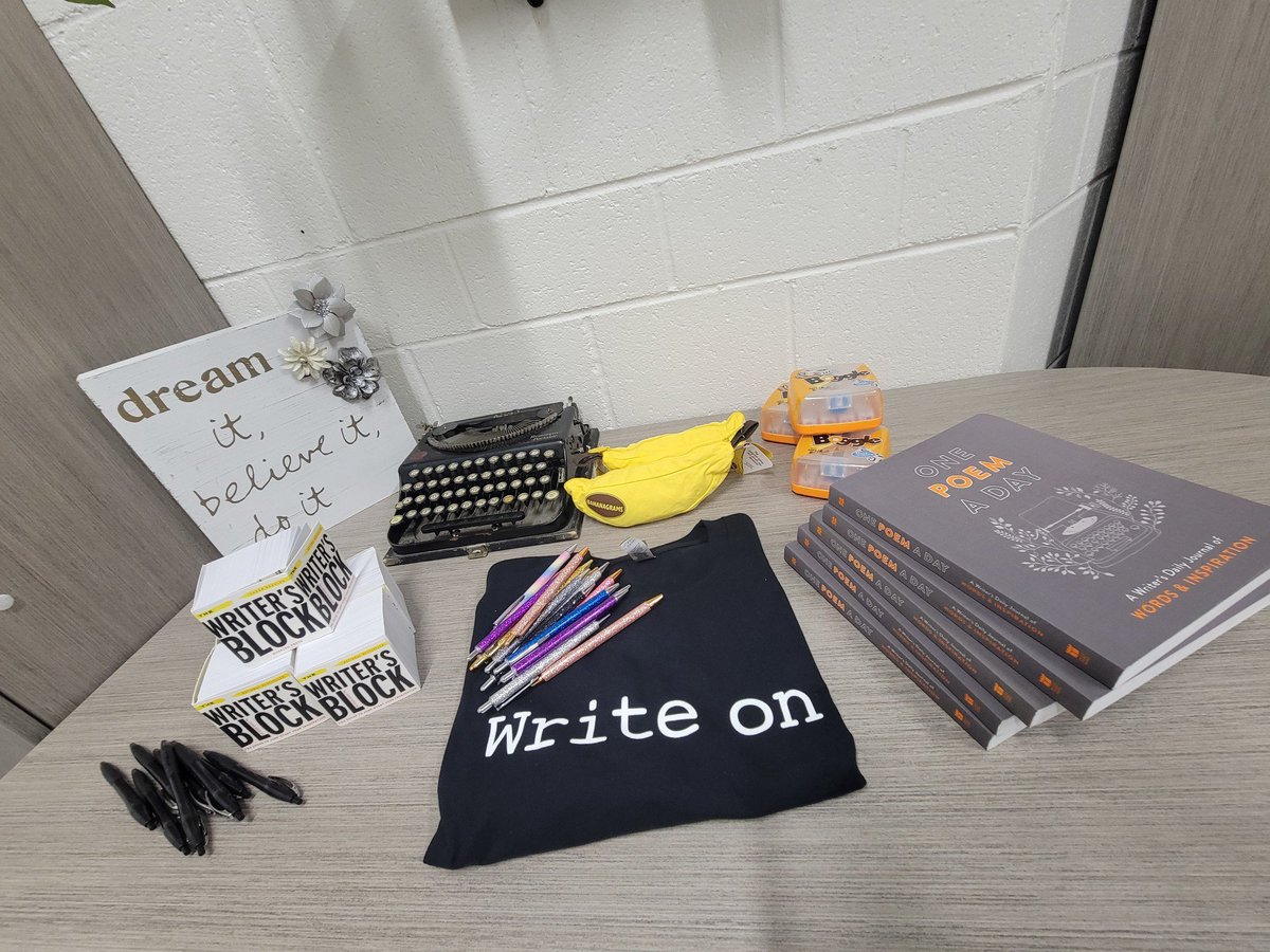 ✍️✍️WRITER'S WEEK IS ALMOST HERE 

What will YOU win next week? <a href="/MCHS156/">McHenry</a>