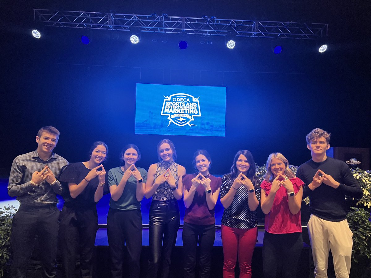 Day two of the Sports and Entertainment Marketing conference at Universal! <a href="/DECAInc/">DECA Inc.</a> #DecaSEM