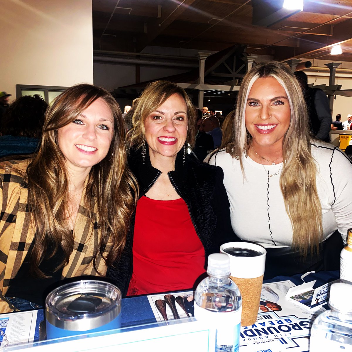 As Caption Plumb said this morning, whether we are changing the world or changing diapers, there’s no other leaders than these ladies who I’d rather have as my parachute packers ❤️. <a href="/ChamberofC/">Licking Co. Chamber</a> <a href="/cfrenton/">Chanda Frenton</a> #LCGH2023