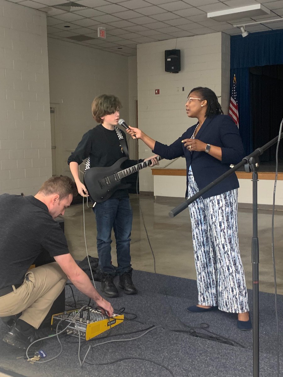 CCMS has talent! Lunch time talent shows MC'd by our  fantastic guidance counselor. Can't wait until next month.