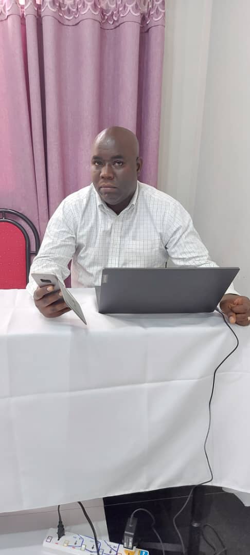 AgasekeTv's tweet photo. #Burundi #SNMédia, à travers son programme d'appui à la professionnalisation des Médias #APROM appuyé par @franceauburundi  organise,ce vendredi le 3/2/2023 un atelier de réflexion sur l'amélioration de la Synergie entre les médias et les institutions publique @CNC_BURUNDI https://t.co/slJOQU094v