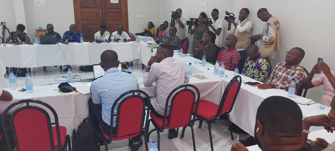 AgasekeTv's tweet photo. #Burundi #SNMédia, à travers son programme d'appui à la professionnalisation des Médias #APROM appuyé par @franceauburundi  organise,ce vendredi le 3/2/2023 un atelier de réflexion sur l'amélioration de la Synergie entre les médias et les institutions publique @CNC_BURUNDI https://t.co/slJOQU094v