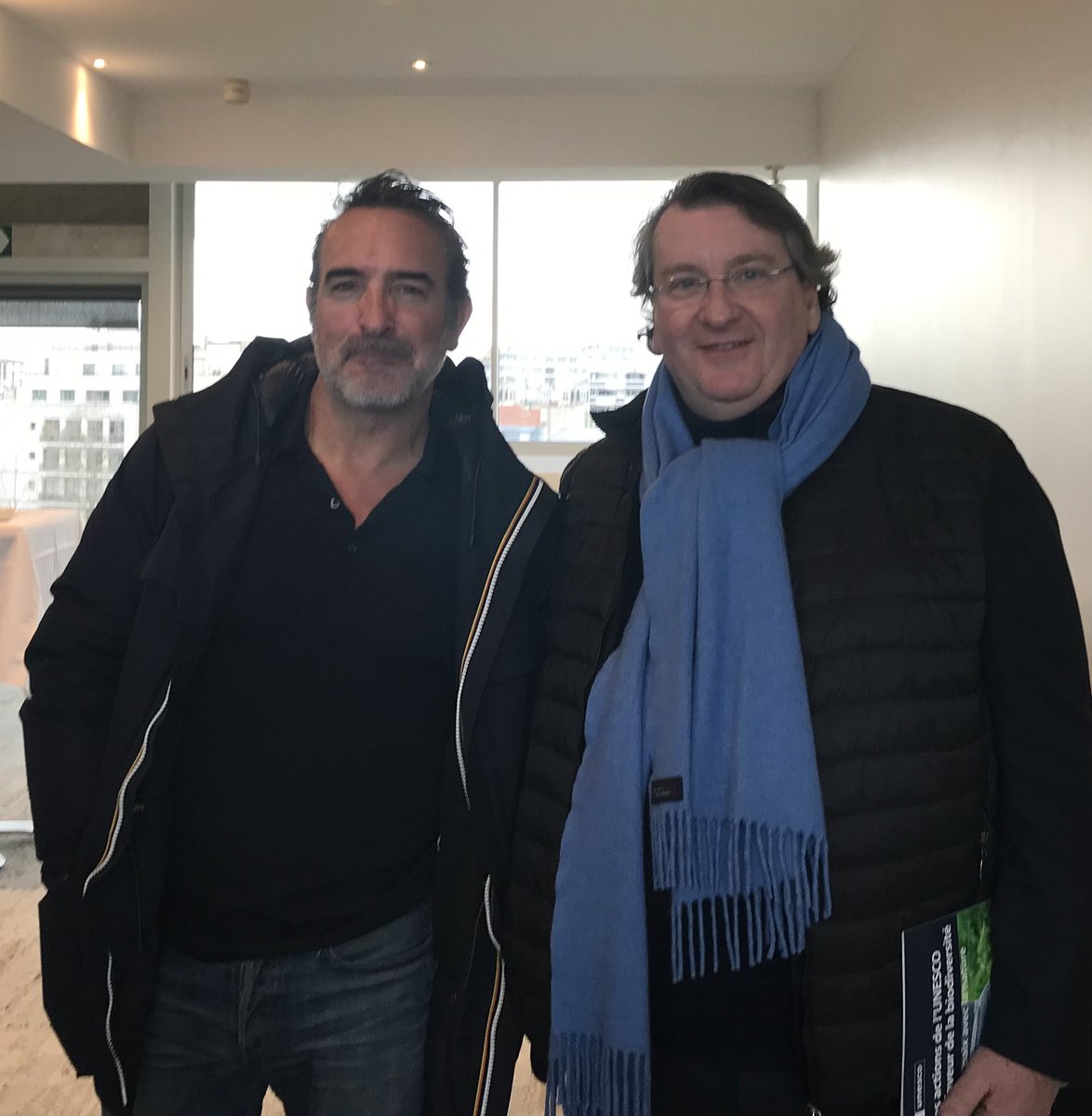 peyrat_philippe's tweet photo. Projection du très beau film #lesgardiennesdelaplanete de Jean-Albert Lièvre raconté par #JeanDujardin à l @UNESCO_fr dans le cadre du #CampusUNESCO @FondationEngie "Protection des Océans" devant plus de 600 jeunes https://t.co/Q0zZg7KtMe