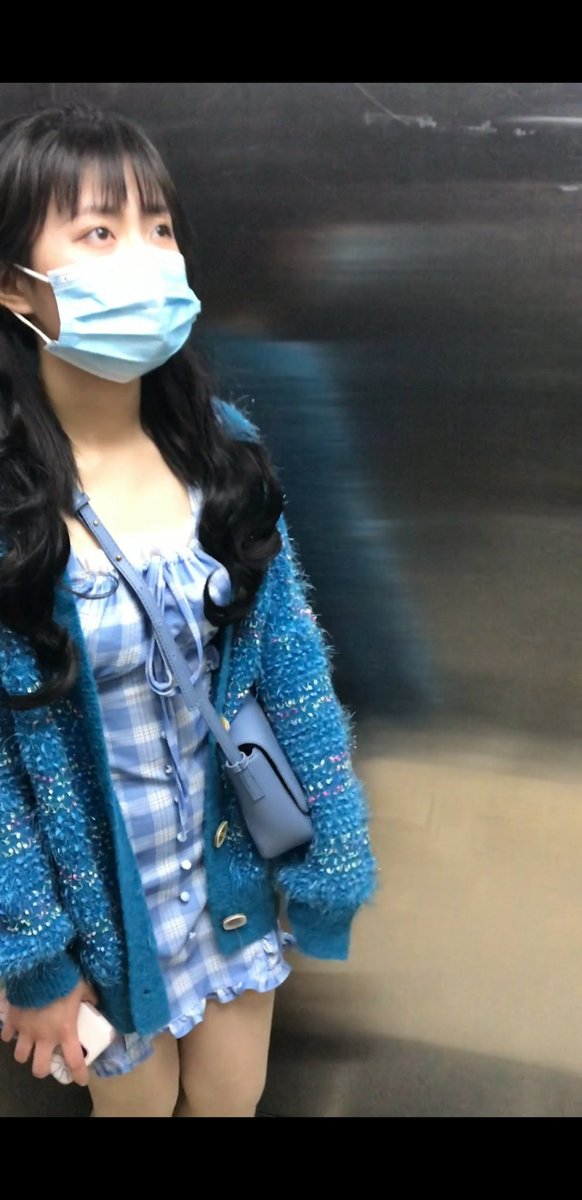 IfcEw's tweet photo. 学生丝袜抄底，全是肉丝大屁股，最低折扣永久享受，想看私聊！ https://t.co/ka8Dh8vpkt