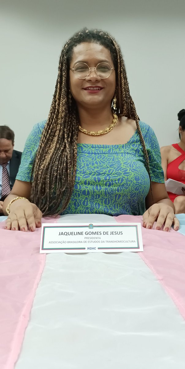 AbethBrasil's tweet photo. A semana de reuniões da Presidenta @JaquelineJsus em Brasília se encerrou com a visita ao Ministro @silviolual, no @mdhcbrasil!
Agradecemos a todas as entidades e pessoas que tornaram possíveis esses encontros com autoridades.

#abeth #cinabeth #educação #ciência  #pesquisa #lgbt https://t.co/yb7igITZCT