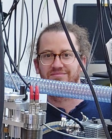 GroupMackenzie's tweet photo. Delighted to report that our own @EPSRC PG postdoc @peterwatson_ has been ofered a prestigious Fellowship by Examination @magdalenoxford @OxfordChemistry Congratulations! Recent FbEs include Profs Ilya Kuprov @ilya_kuprov and Yujia Qing @YQing_ing Big shoes.... https://t.co/1nIJe1fwLi