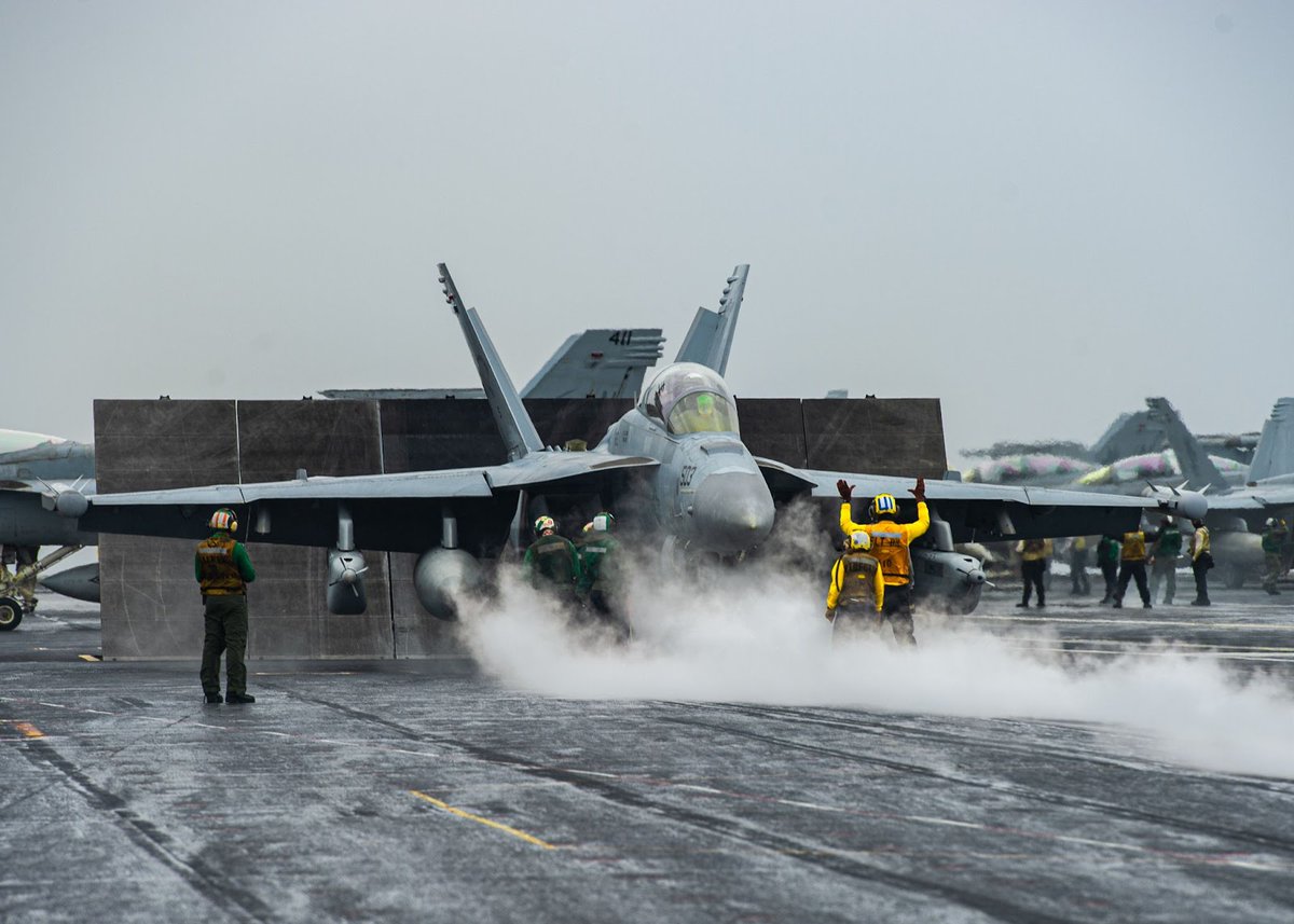 GeneralToolCo's tweet photo. Proud to support U.S. national defense! Our EMALS launch system, designed to replace the steam catapults on all Nimitz-class aircraft carriers, in action on board the USS Nimitz.
Photo credit: U.S. Navy (https://t.co/ssVO1u1sHo)
#DefenseManufacturer #USNavy #NimitzClass https://t.co/QarGo9ew5U