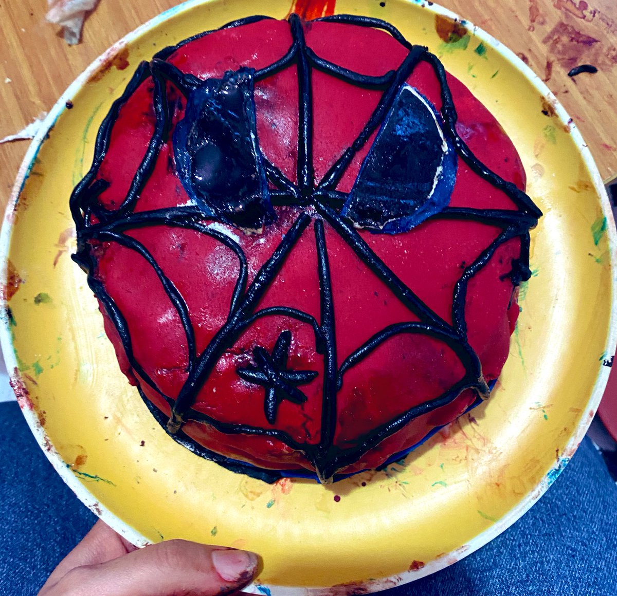 uzaktan eğitimle pasta şefi olmuşumdur ;